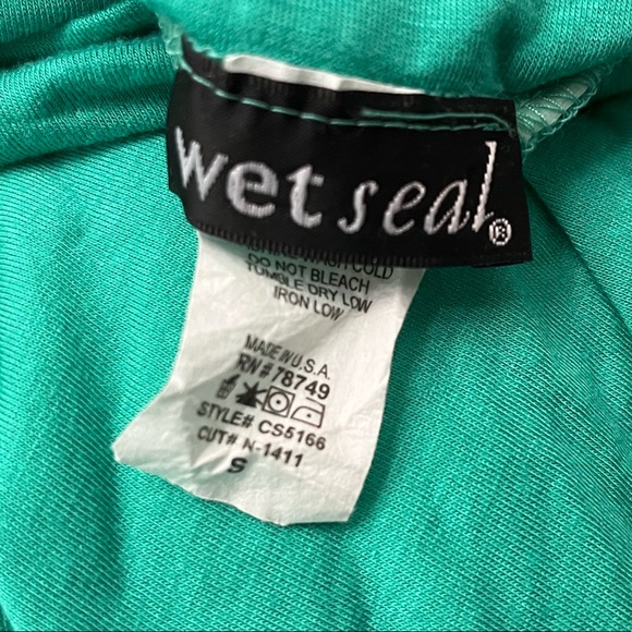 EUC Green Form Fitting Maxi Skirt - Picture 4 of 4